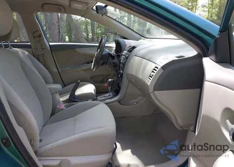 2010 Toyota Corolla Le z USA, uszkodzony, nr VIN 2T1BU4EE5AC284483